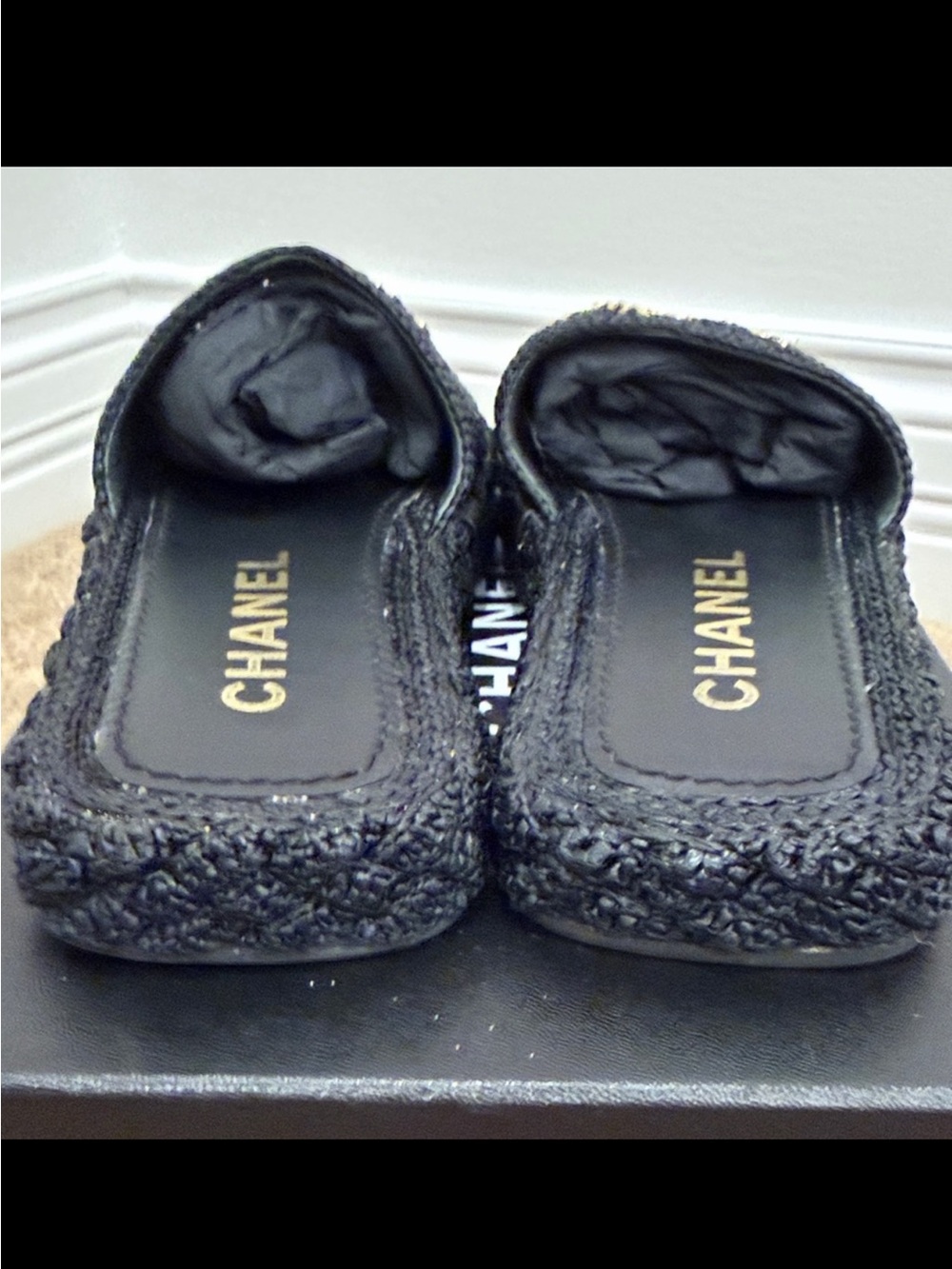 CHANEL Raffia CC Slide Sandals – Black & Gold Logo – Size 37 - Picture 6 of 9
